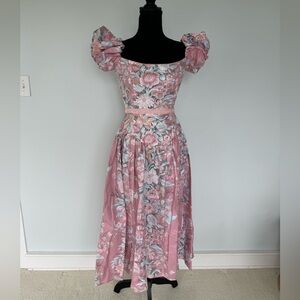 Vintage Pink Floral Midi Dress with Poofy Sleeves and Bow Waist